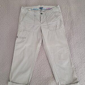 GAP Khakis Gray Size 8